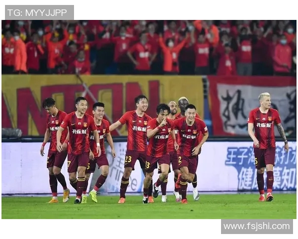 广州富力与河北华夏激战正酣谁能在这场较量中笑到最后