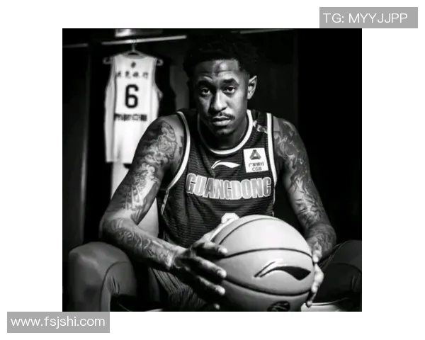 马尚布鲁克斯的篮球之路：从NBA到CBA的传奇旅程与成长故事